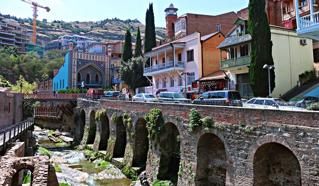 Die Schwefelbäder von Abanotubani