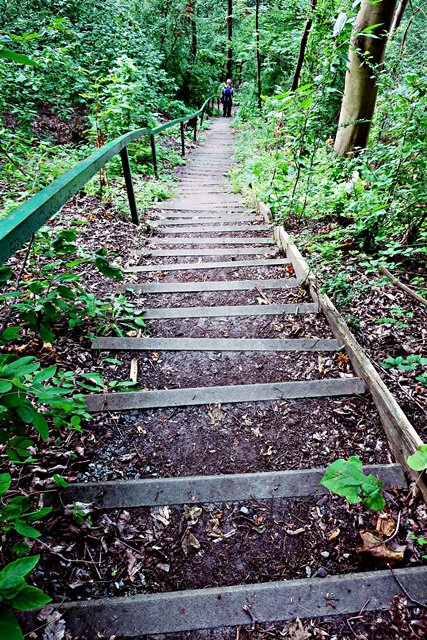 Steil geht es vom Seilbahnberg herunter