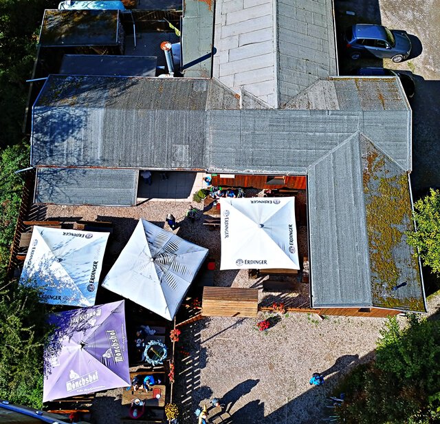 ... und der Blick auf den dazugehörigen Biergarten