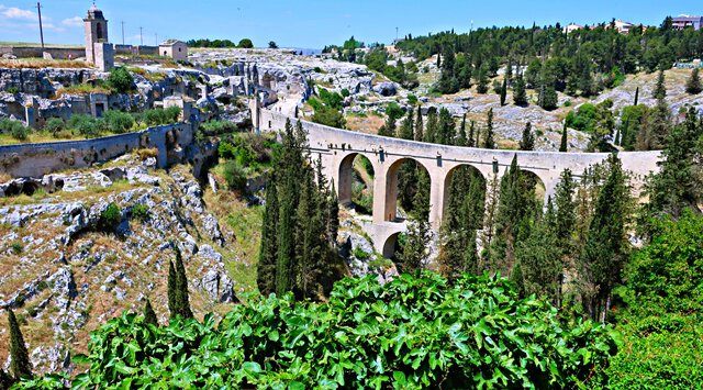 Gravina in Puglia: Die "James Bond-Brücke"