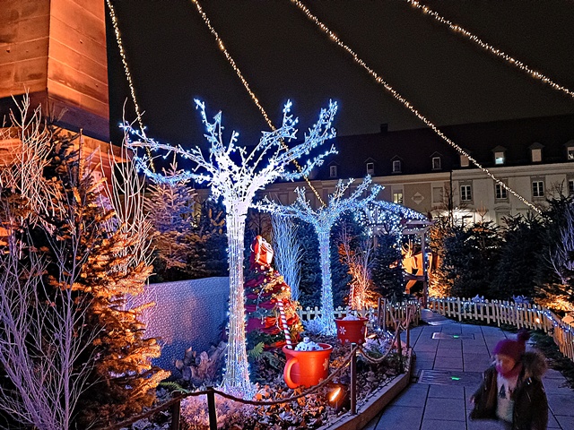 Weihnachtsschmuck in Huningue