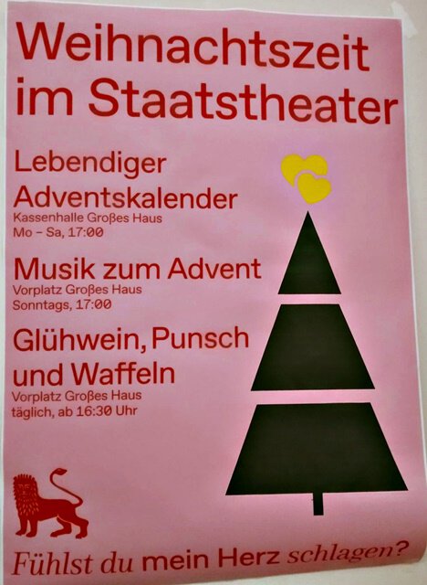 Lebendiger Adventskalender im Staatstheater