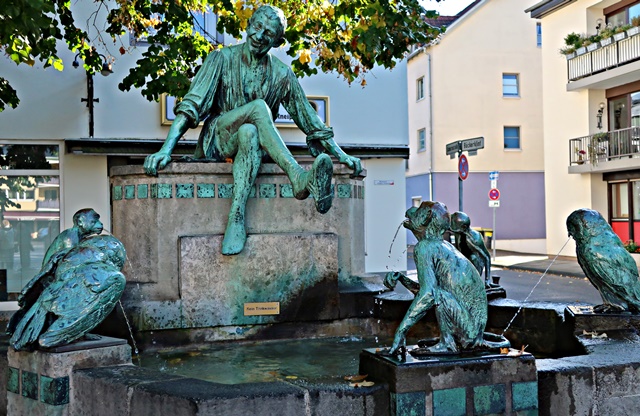 Eulenspiegelbrunnen