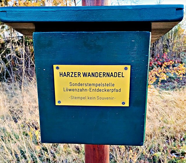 Sonderstempel: Löwenzahn-Entdeckerpfad