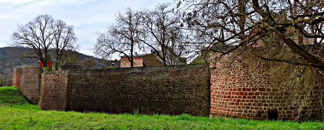 Pfalzl: Ehemaliger Palastbau der Römer