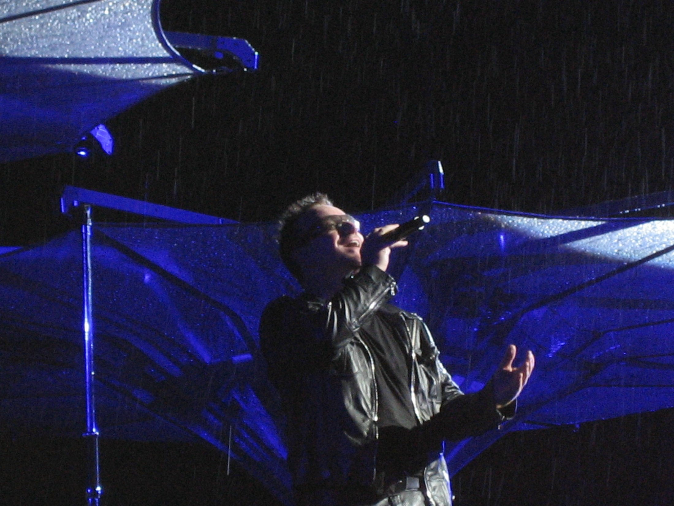 U2-Konzert: Singing in the Rain