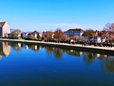 Of Baroque, stud work and the Weser cycle path