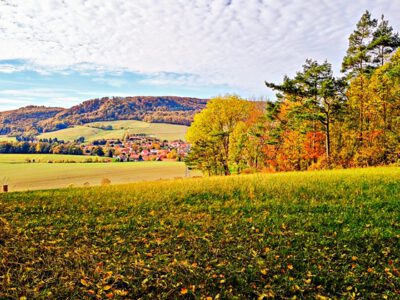 Leinebergland: Rund um die Lippoldshöhle